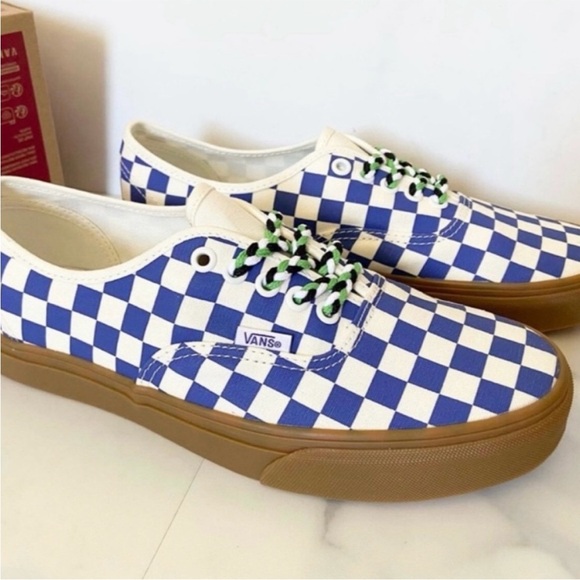 Vans Authentic Checkerboard Shoes
Women 8.5 US - Picture 6 of 10